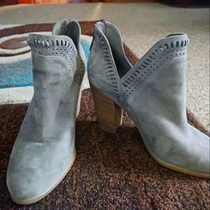Vince Camuto Brynne Booties Grey Suede Zip-Back block Heel Booties US Size 10 M